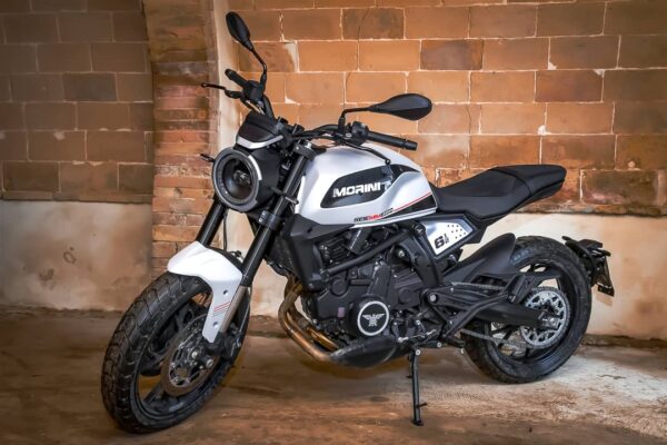 MM Seiemmezzo Street-3