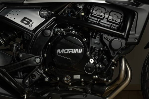 MM Seiemmezzo Street-4